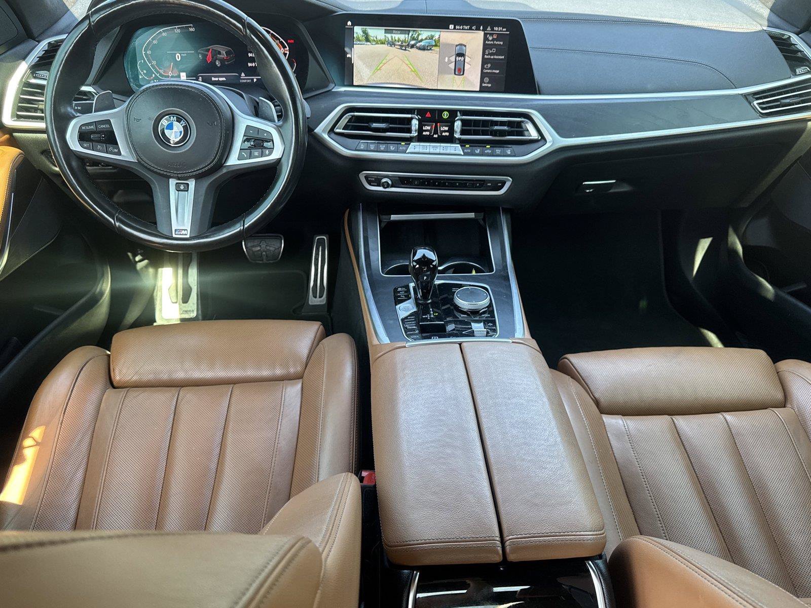 Used 2022 BMW X7 xDrive40i w/ M Sport Package AWD/4WD image 11