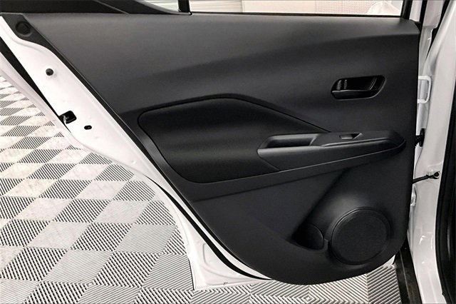 New 2025 Nissan Kicks Play S image 29