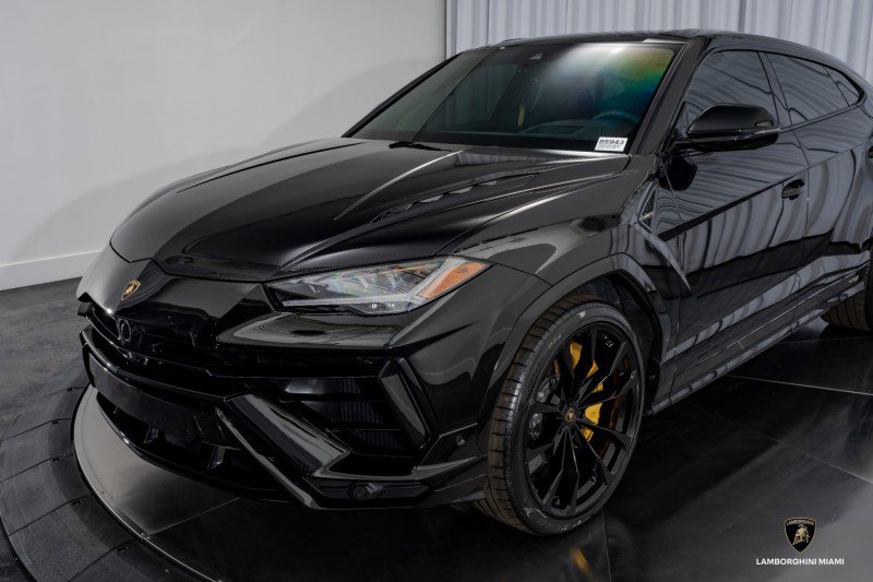 Used 2024 Lamborghini Urus S image 10