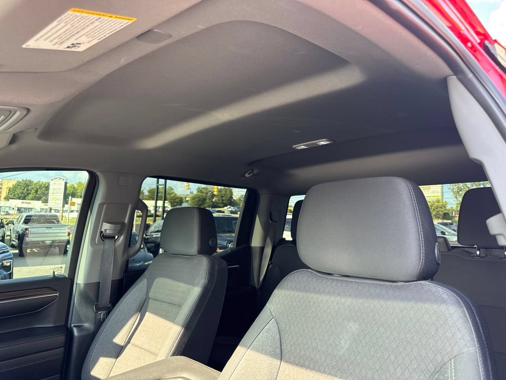 Used 2023 Chevrolet Silverado 1500 RST AWD/4WD image 15