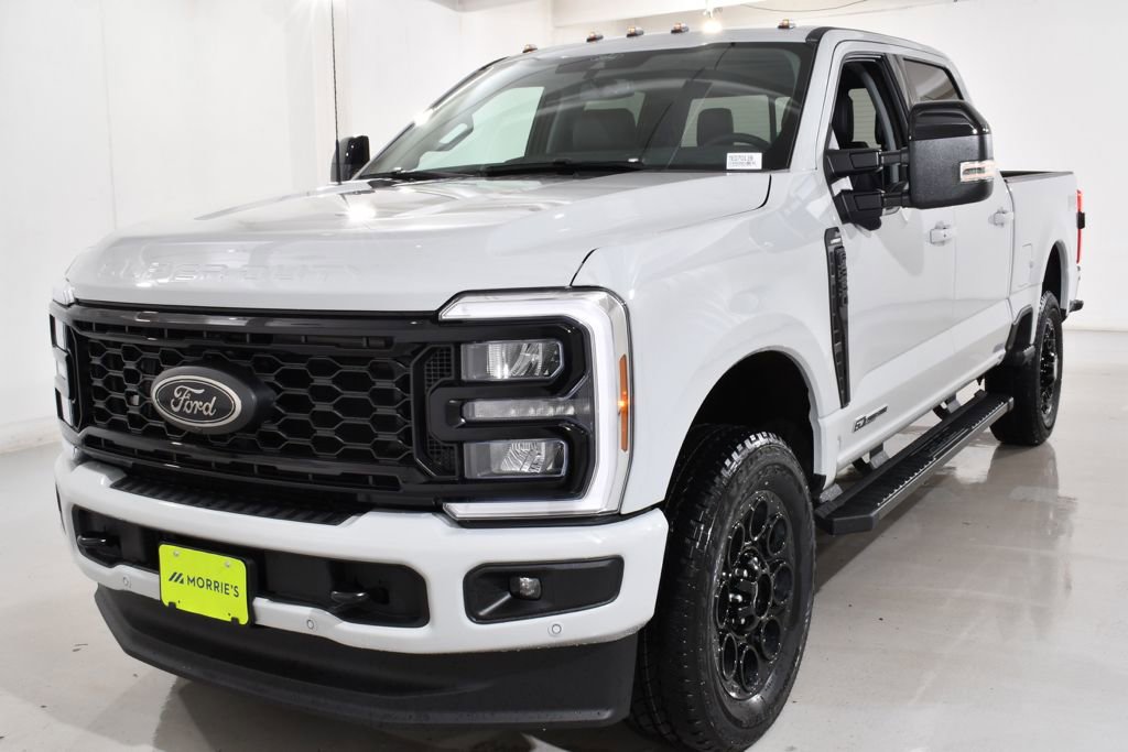 New 2026 Ford F350 Lariat w/ Black Appearance Package AWD/4WD image 2