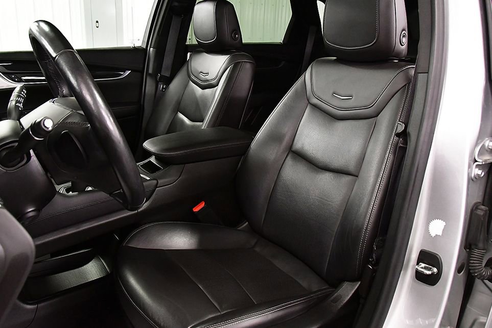 Used 2020 Cadillac XT5 Premium Luxury AWD/4WD image 29