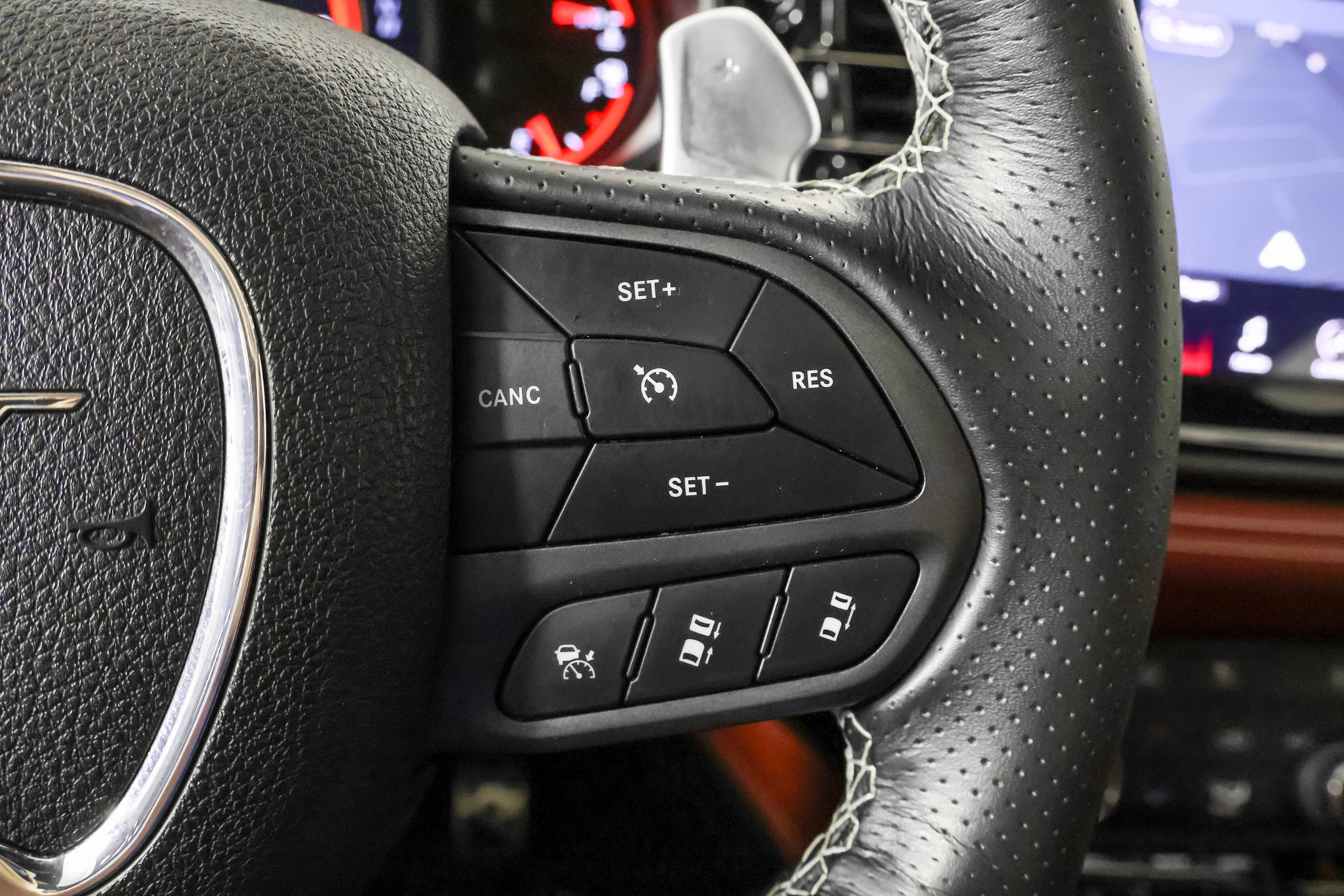Used 2023 Dodge Durango SRT AWD/4WD image 30