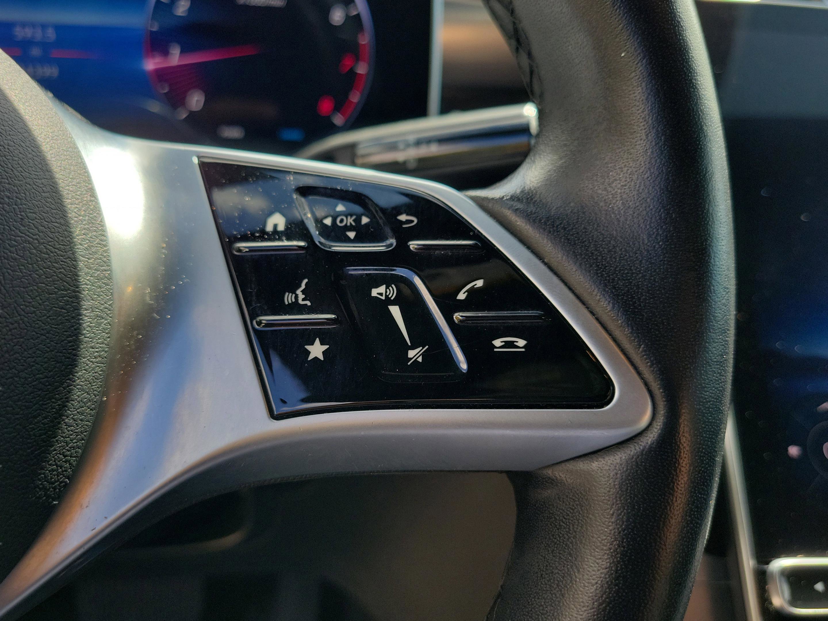 Certified 2024 Mercedes-Benz GLC 300 4MATIC image 22