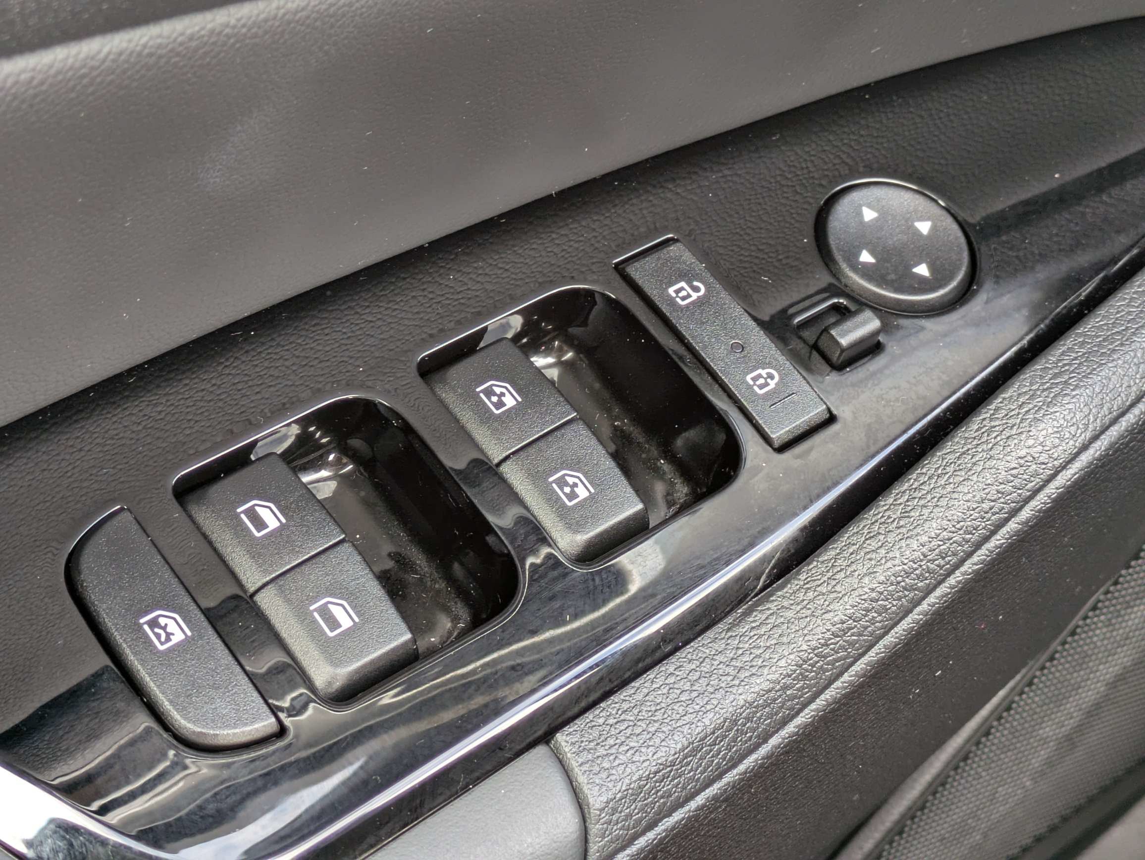 Certified 2025 Kia Sportage EX FWD image 20