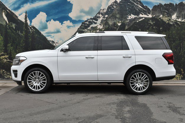 Used 2022 Ford Expedition Limited AWD/4WD image 7