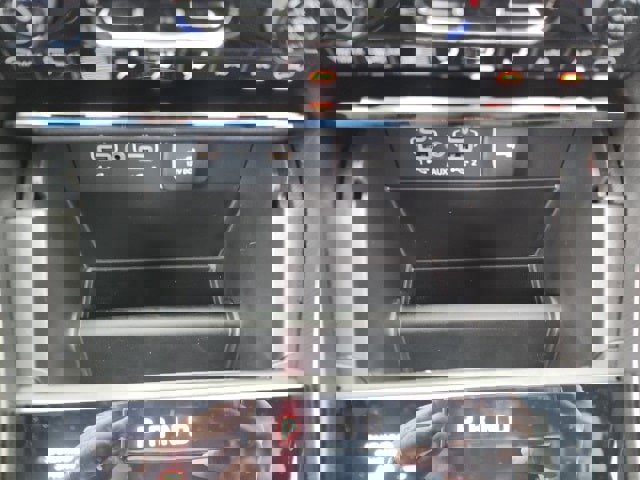 New 2025 Jeep Grand Cherokee Limited w/ Black Appearance Package image 6