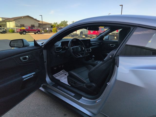 Certified 2025 Ford Mustang GT Premium RWD image 9