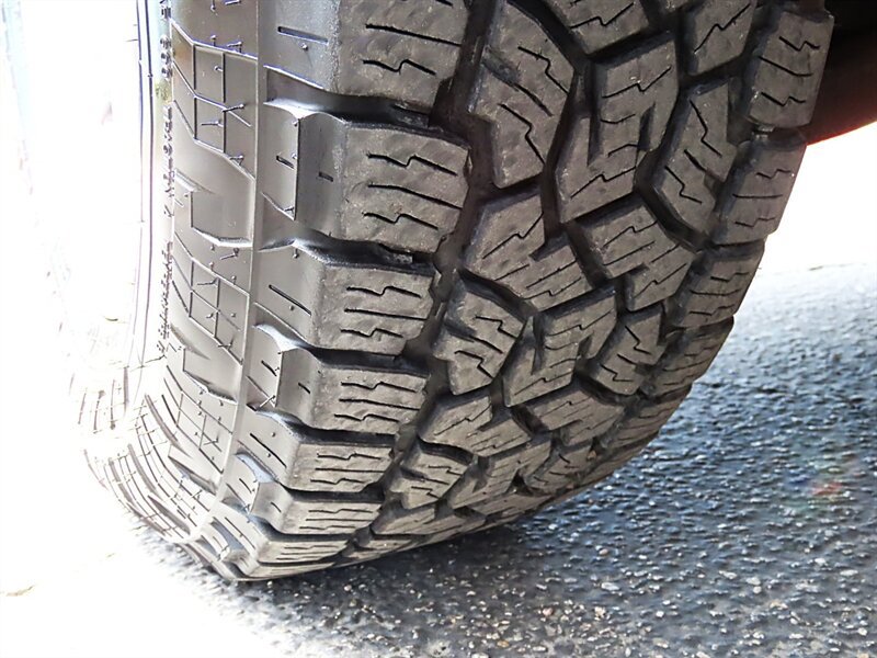 Used 2006 Jeep Liberty Sport AWD/4WD image 39