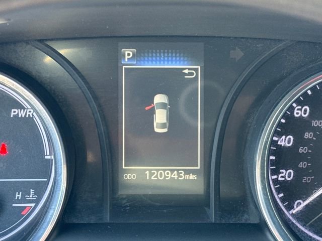 Used 2019 Toyota Camry LE image 17