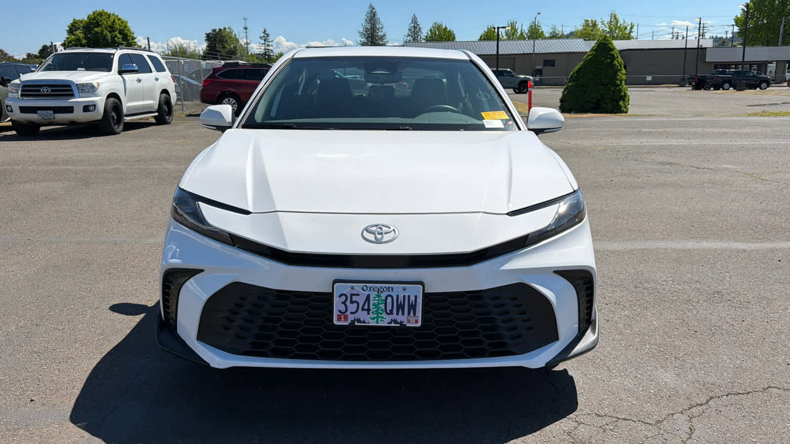 Used 2026 Toyota Camry SE FWD image 42