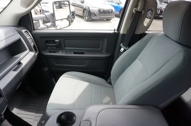 Used 2018 RAM 1500 Express w/ Express Value Package AWD/4WD image 30