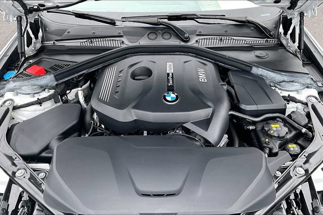 Used 2021 BMW 230i Convertible w/ M Sport Package image 9