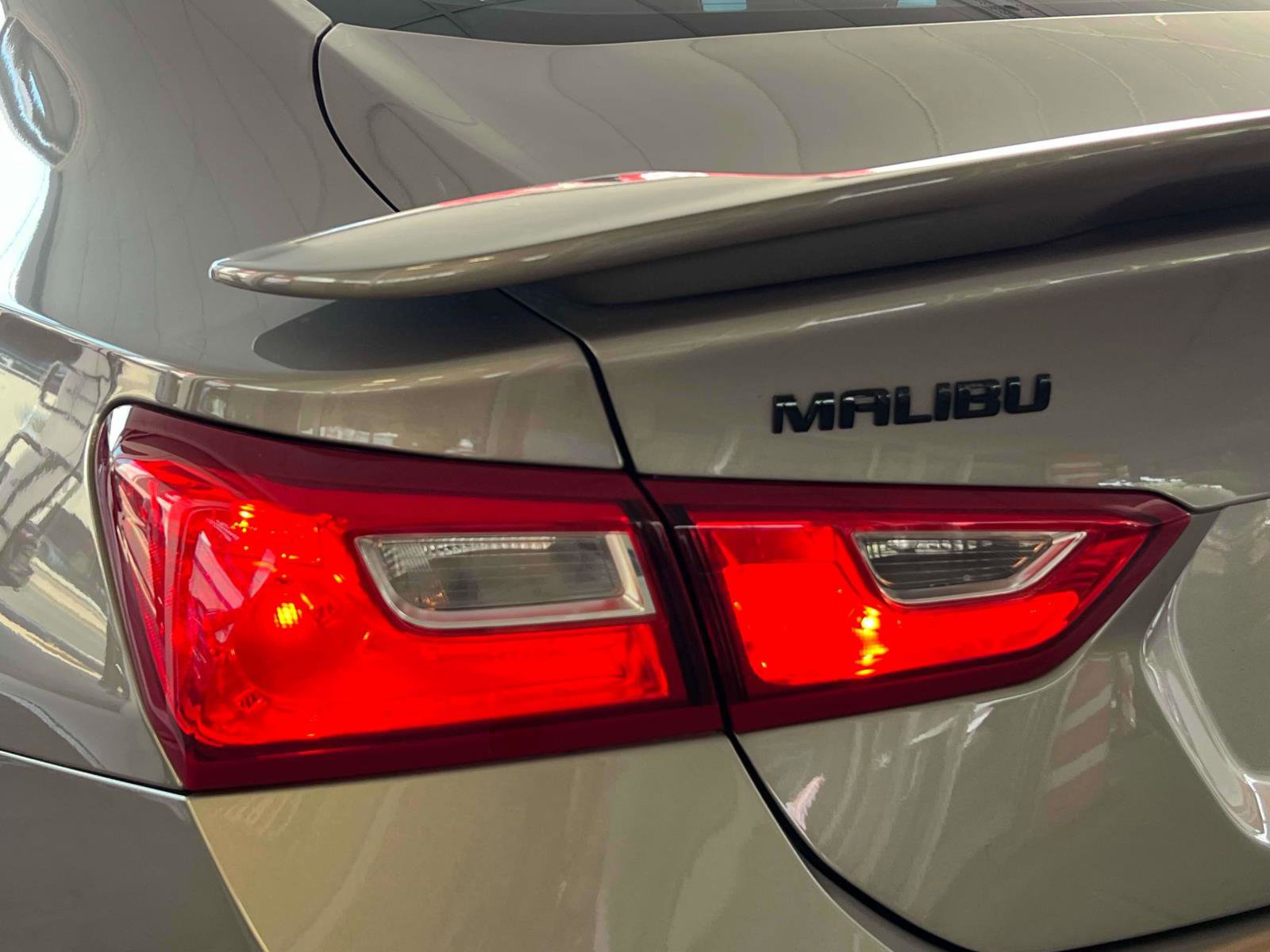 Used 2024 Chevrolet Malibu RS image 8