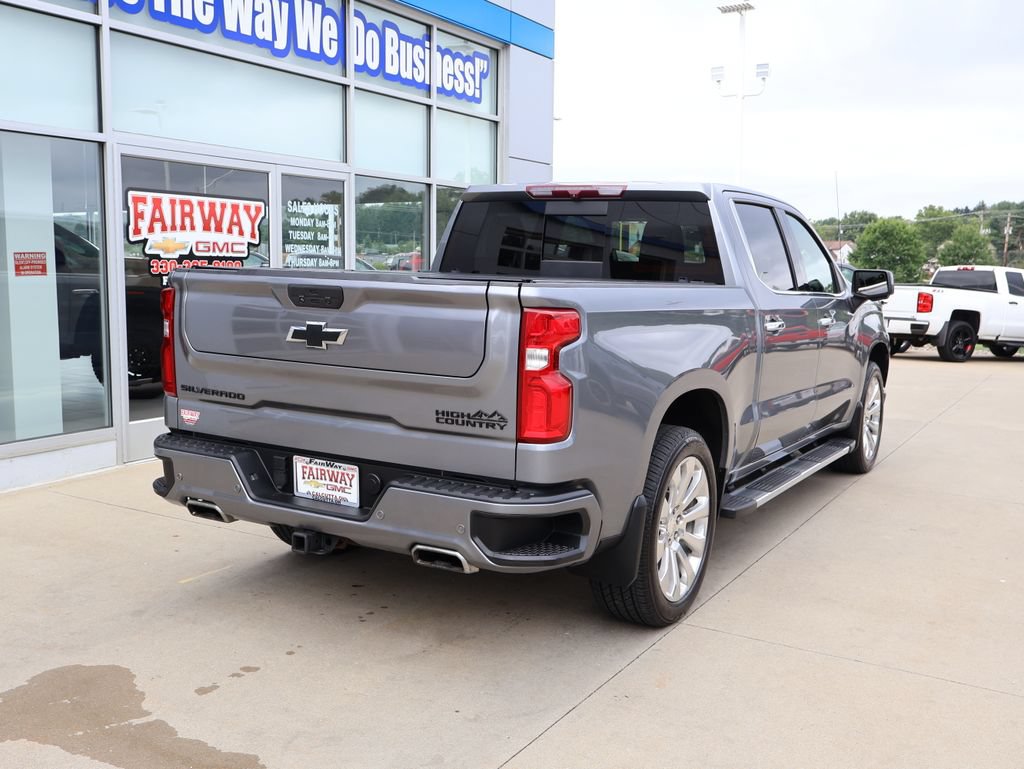 Used 2022 Chevrolet Silverado 1500 High Country w/ LPO, Dark Essentials Package AWD/4WD image 3