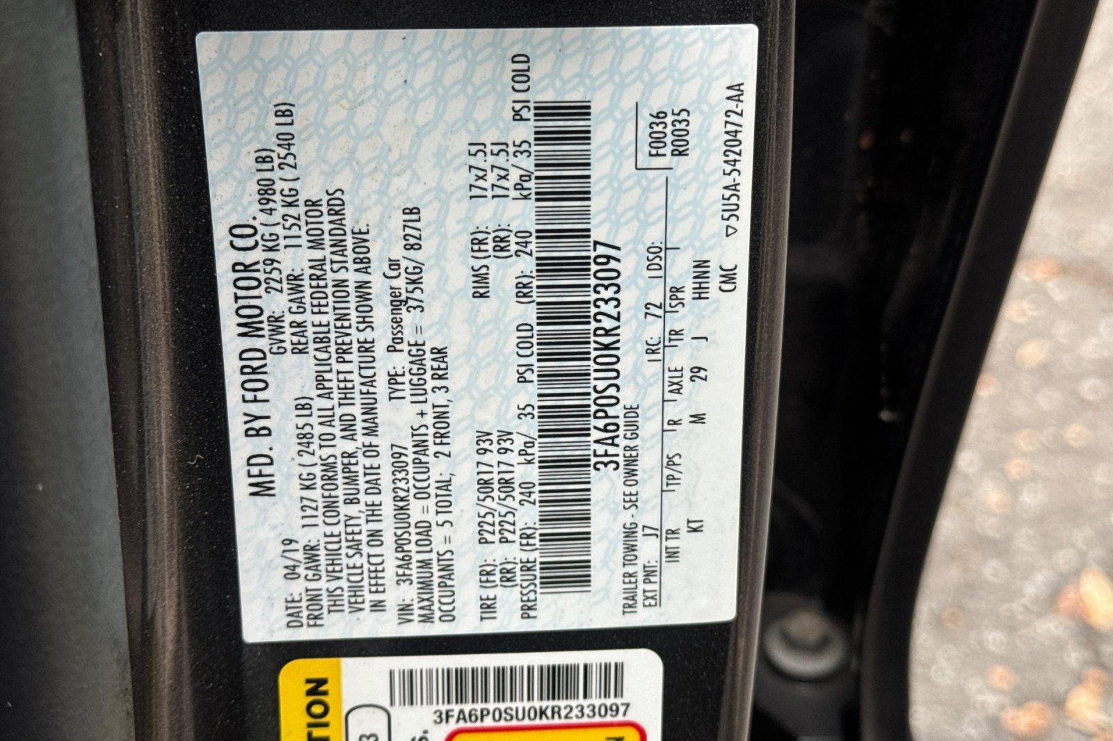 Used 2019 Ford Fusion Energi Titanium FWD image 3