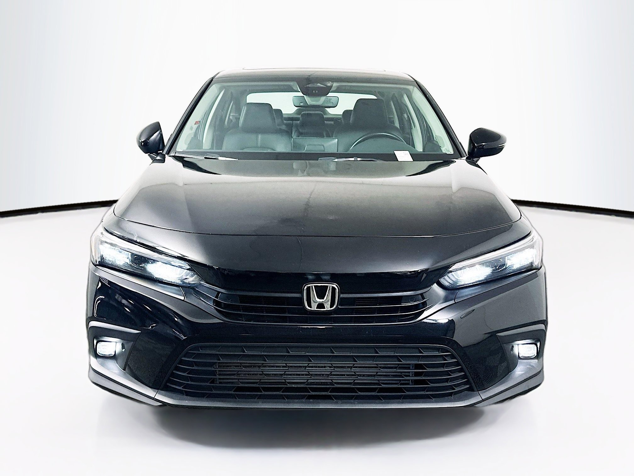 Used 2024 Honda Civic Touring image 2