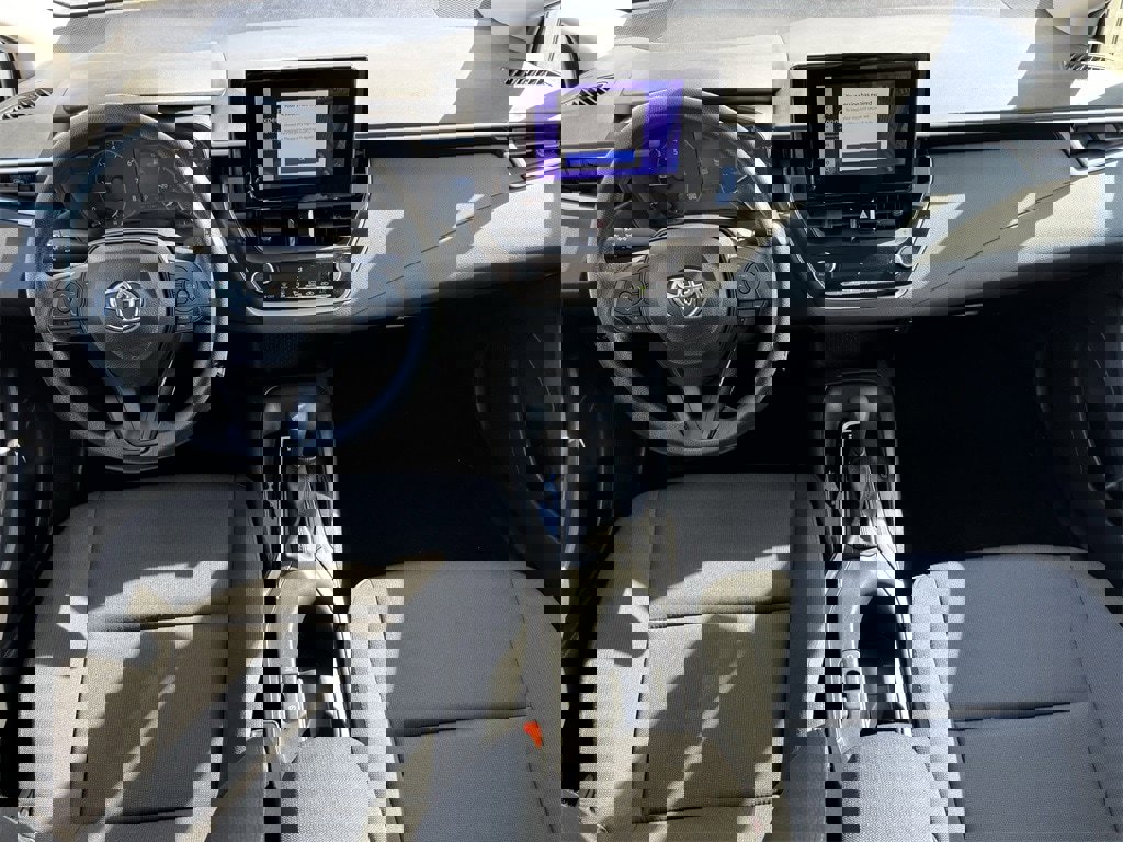 Certified 2025 Toyota Corolla LE image 13