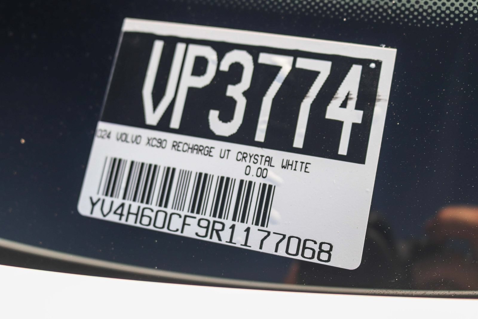 Used 2024 Volvo XC90 T8 Ultimate w/ Protection Package Premier AWD/4WD image 32