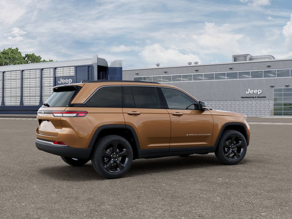 New 2026 Jeep Grand Cherokee Limited w/ Limited Altitude Package RWD image 4