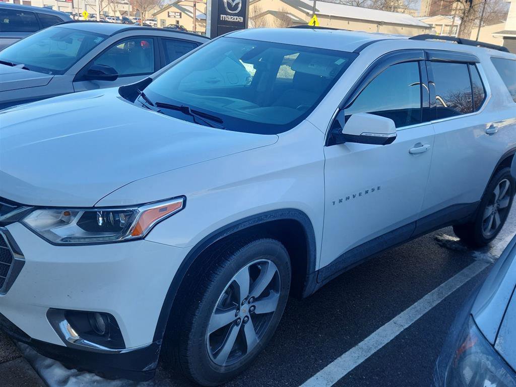 Used 2020 Chevrolet Traverse LT w/ LT Premium Package image 8