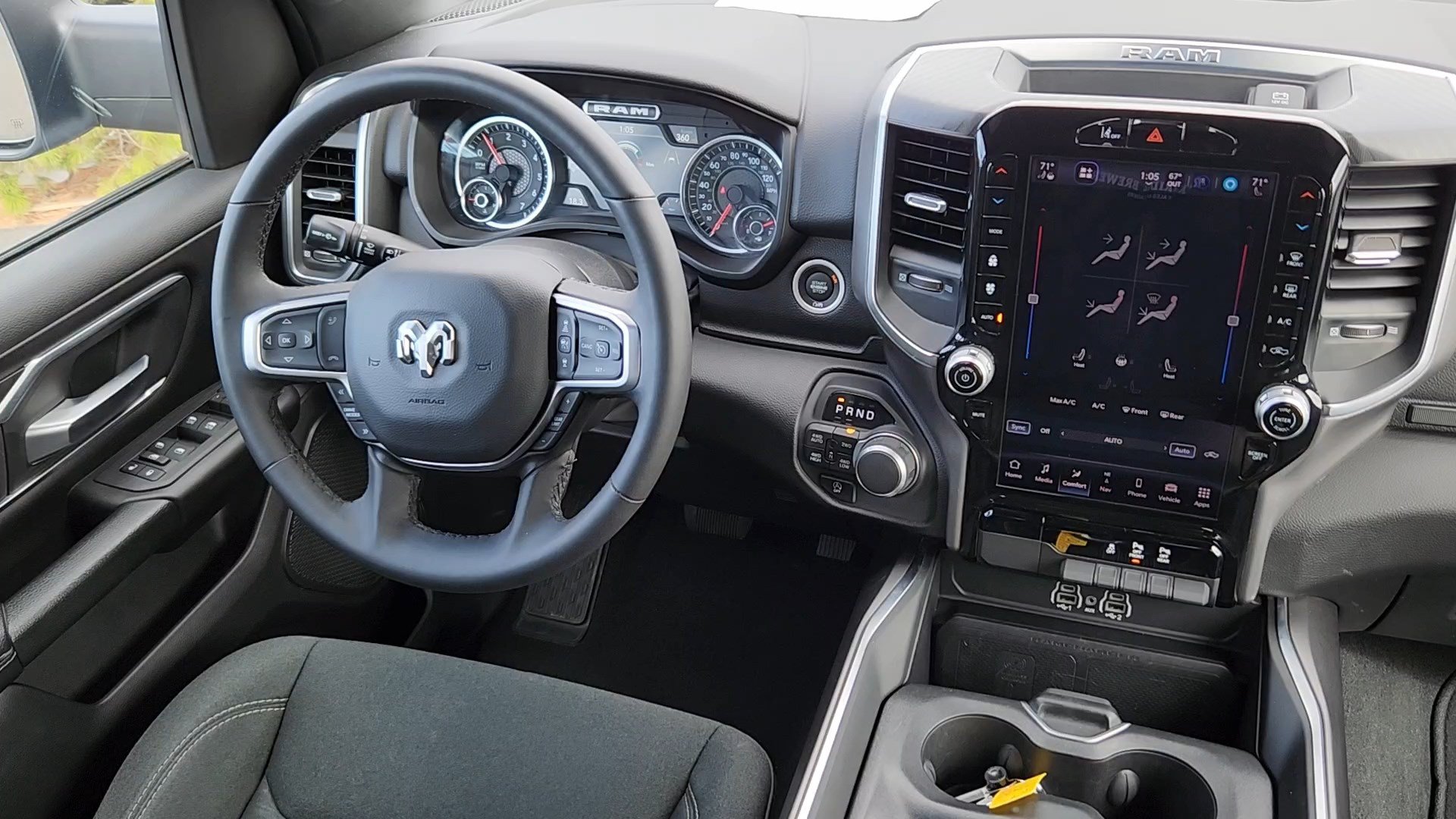 Used 2025 RAM 1500 Big Horn AWD/4WD image 5
