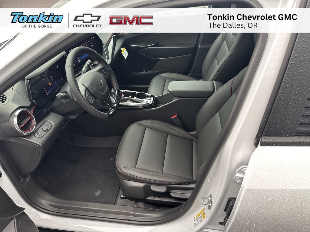 New 2025 Chevrolet Trax RS image 12