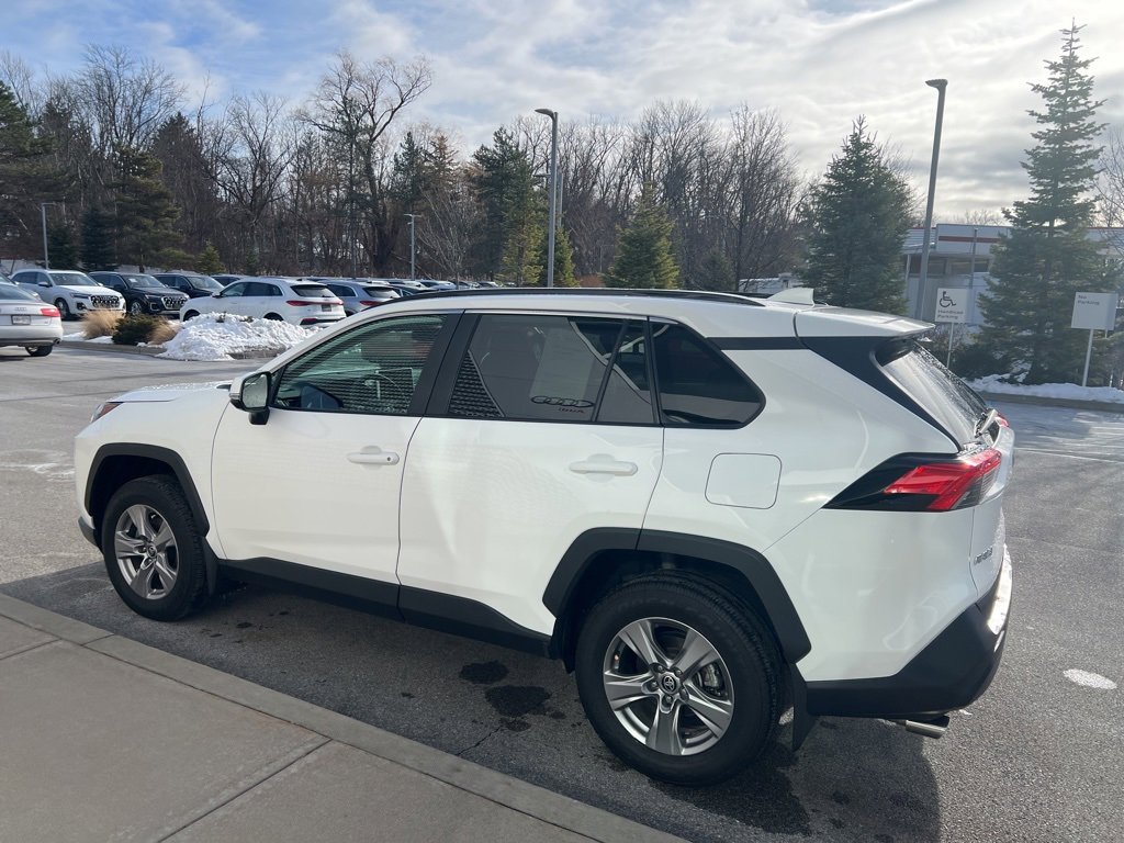 Used 2024 Toyota RAV4 XLE image 45