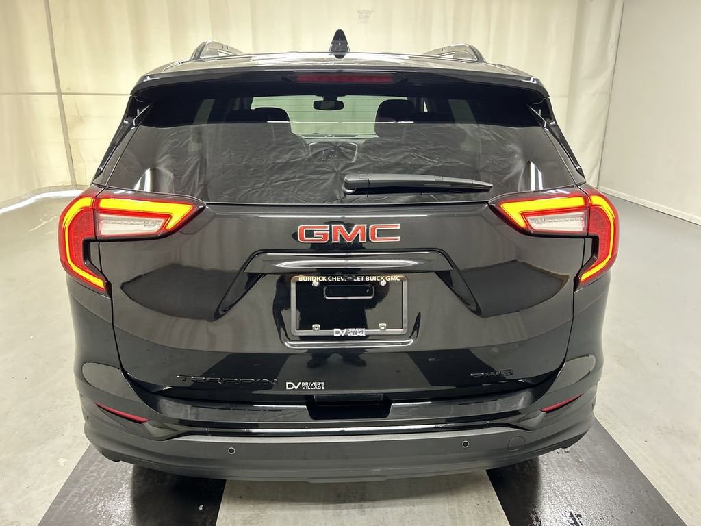 Certified 2023 GMC Terrain SLT w/ Elevation Edition image 20