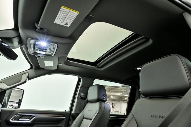 New 2026 GMC Sierra 2500 Denali w/ Denali Reserve Package image 9