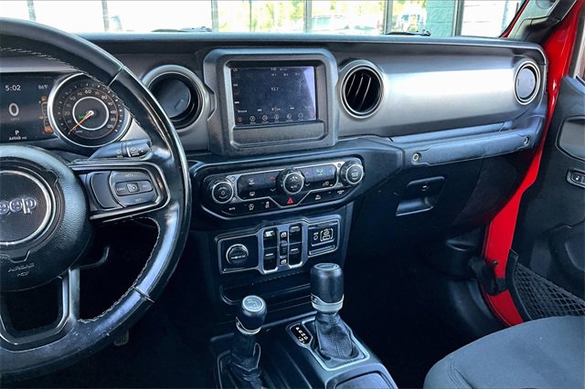 Used 2021 Jeep Gladiator Sport image 9
