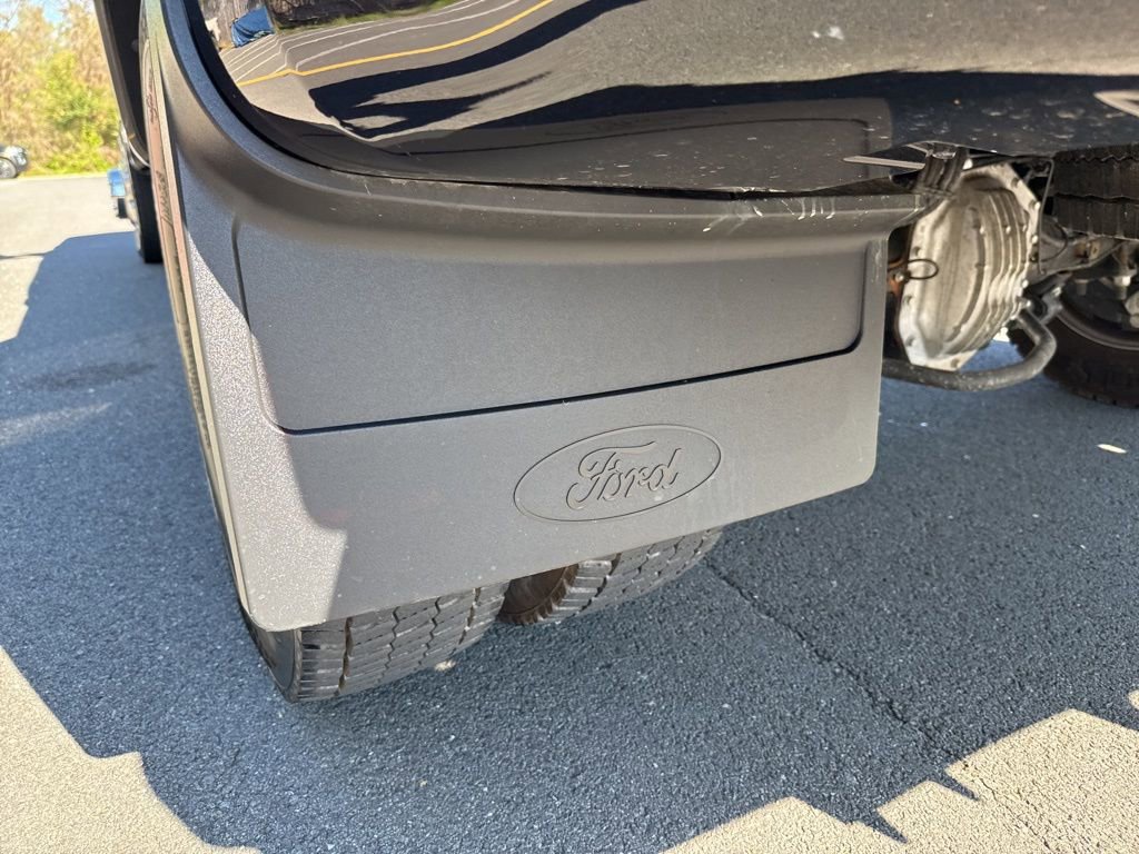 Used 2025 Ford F450 Platinum w/ FX4 Off-Road Package image 14