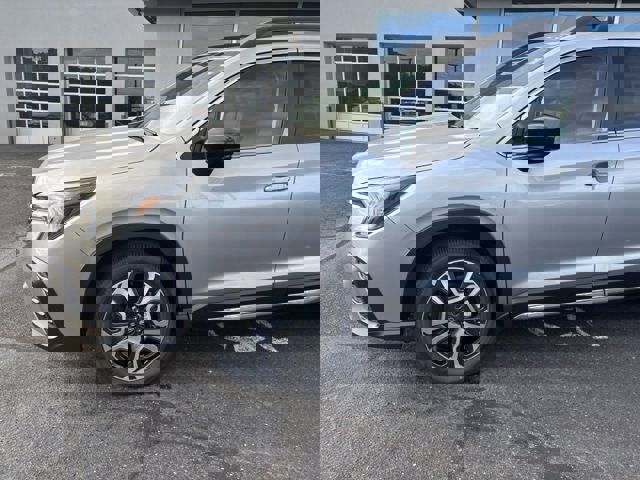 New 2025 Subaru Ascent Limited image 64