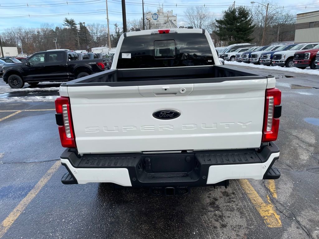 New 2026 Ford F350 Lariat w/ Black Appearance Package image 4