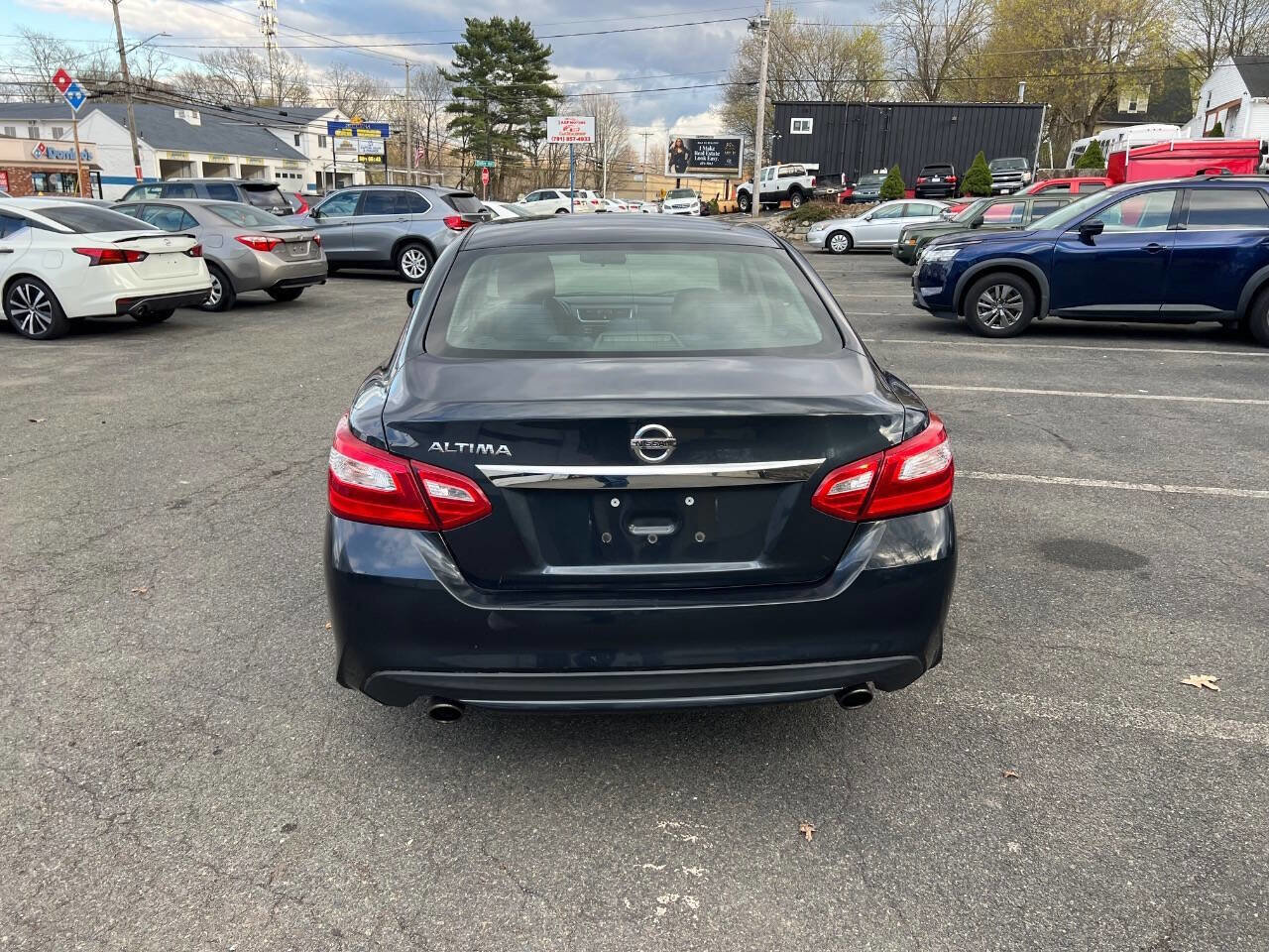 Used 2017 Nissan Altima 2.5 S w/ Power Driver Seat Package FWD image 9