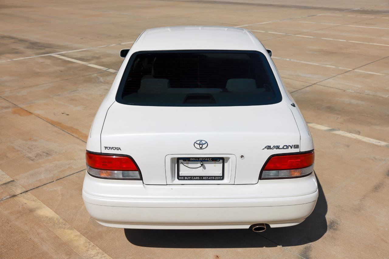 Used 1996 Toyota Avalon XL FWD image 9