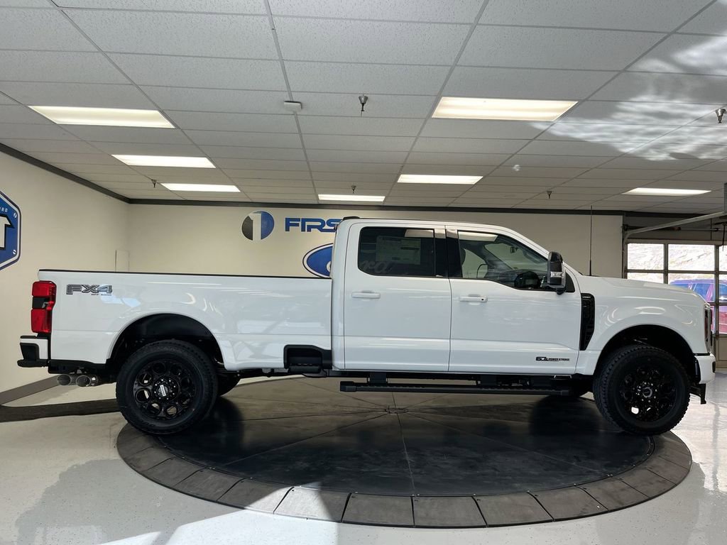 New 2026 Ford F350 4x4 Crew Cab Super Duty image 9