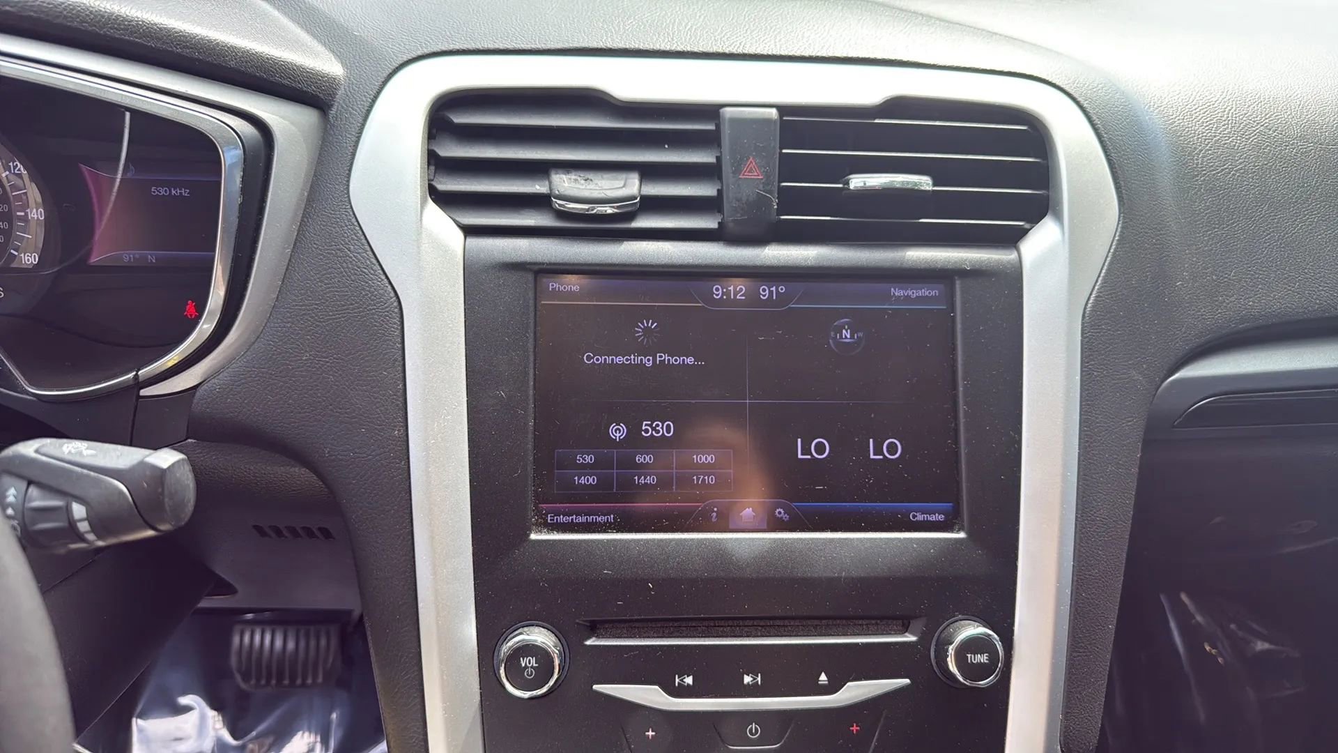 Used 2013 Ford Fusion SE FWD image 32