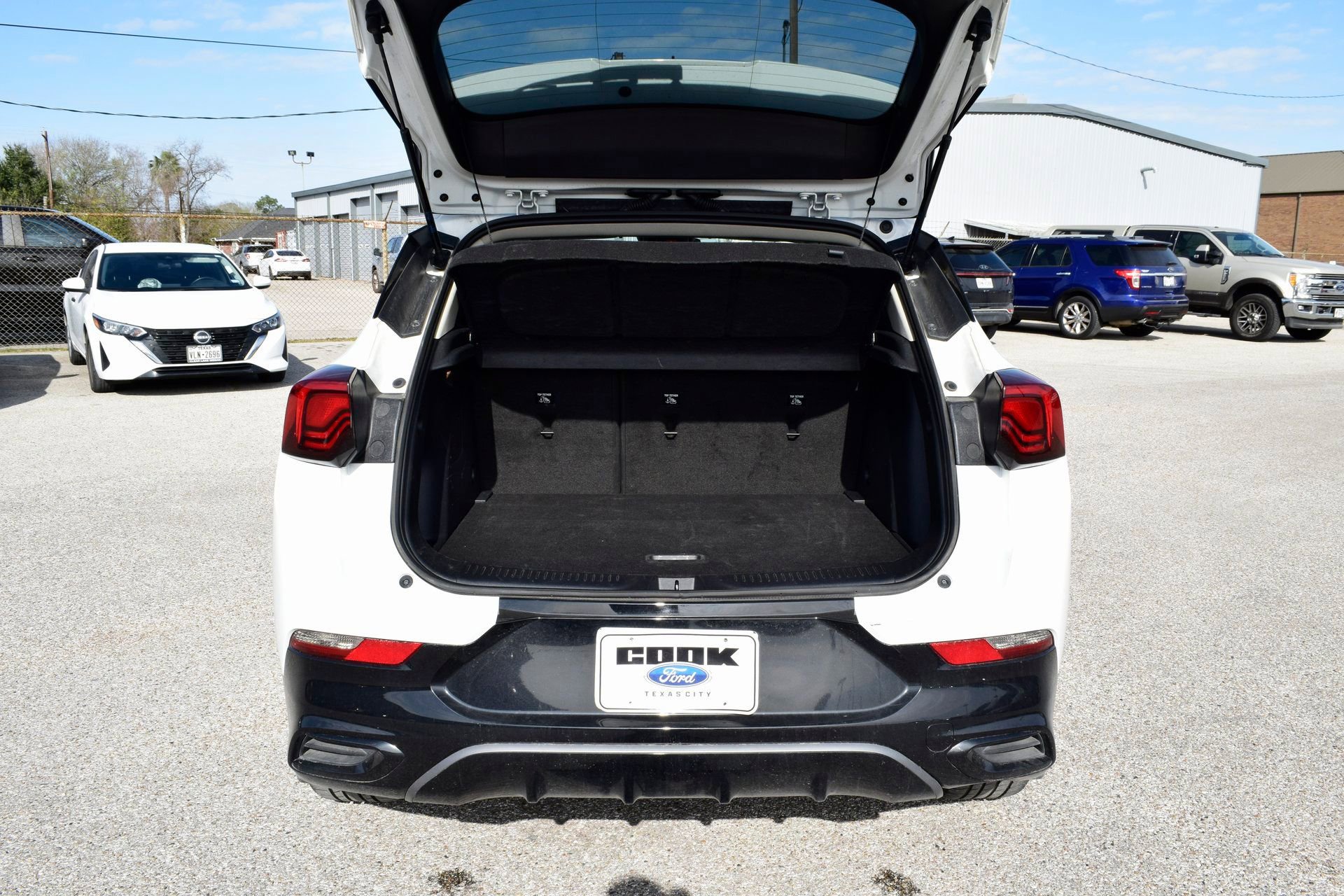 Used 2024 Buick Encore GX Sport Touring image 21