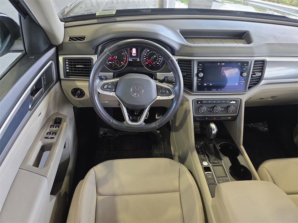Used 2021 Volkswagen Atlas SE w/ Panoramic Sunroof Package image 17