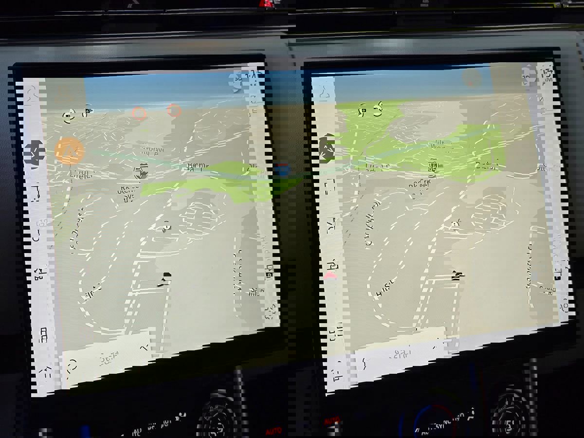 Used 2023 Land Rover Range Rover SE image 33