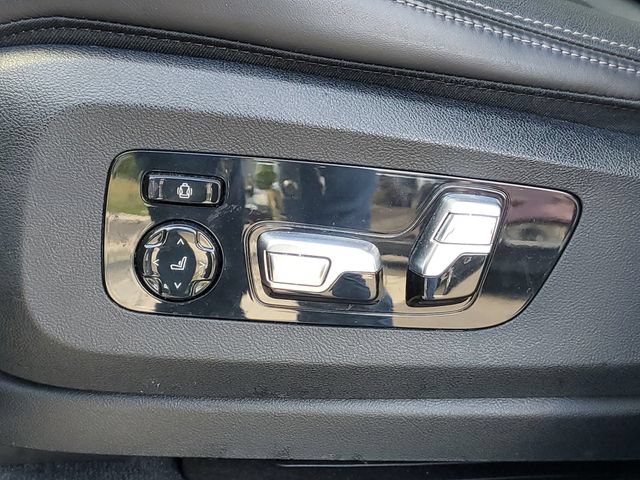 Used 2024 BMW X7 xDrive40i w/ Premium Package AWD/4WD image 15