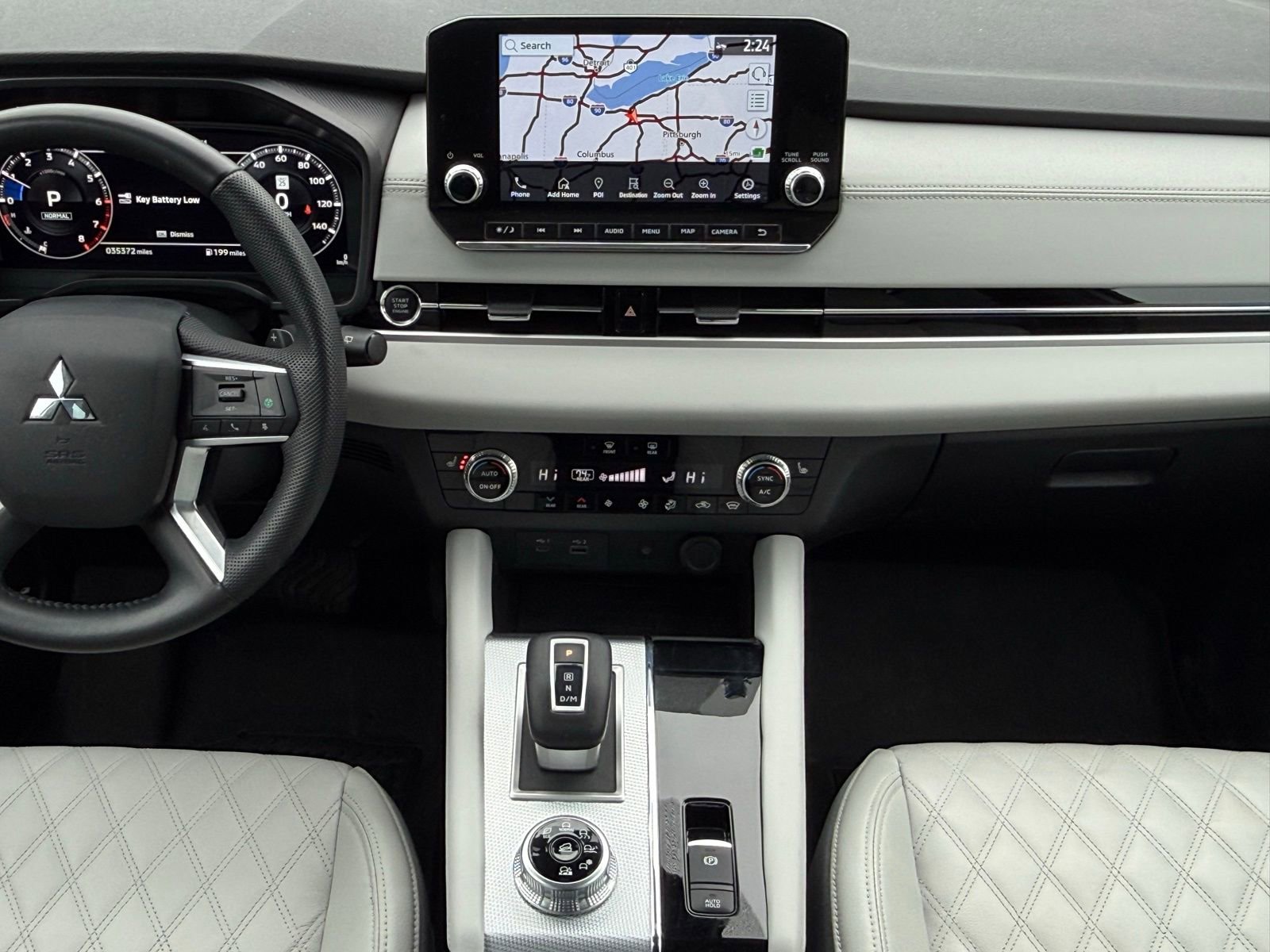 Used 2023 Mitsubishi Outlander SEL image 20