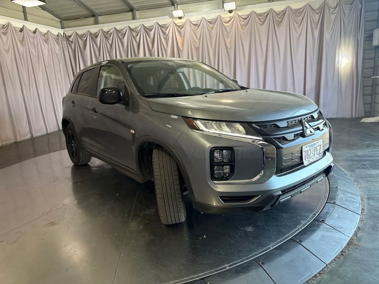 Used 2026 Mitsubishi Outlander Sport LE AWD/4WD image 3