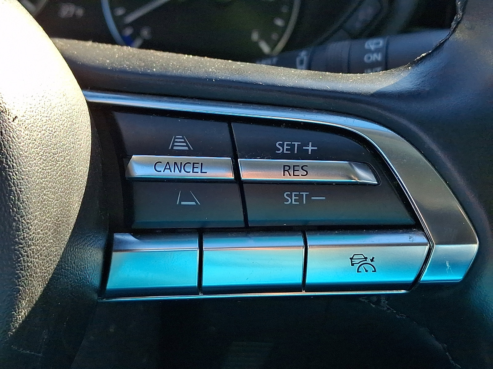 Used 2023 MAZDA CX-30 AWD 2.5 S w/ Preferred Package image 22