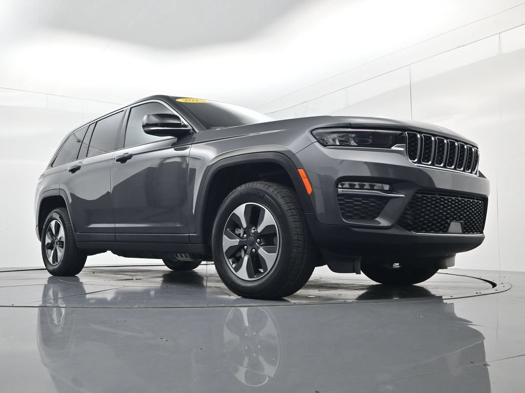 Used 2025 Jeep Grand Cherokee Limited 4xe AWD/4WD image 51