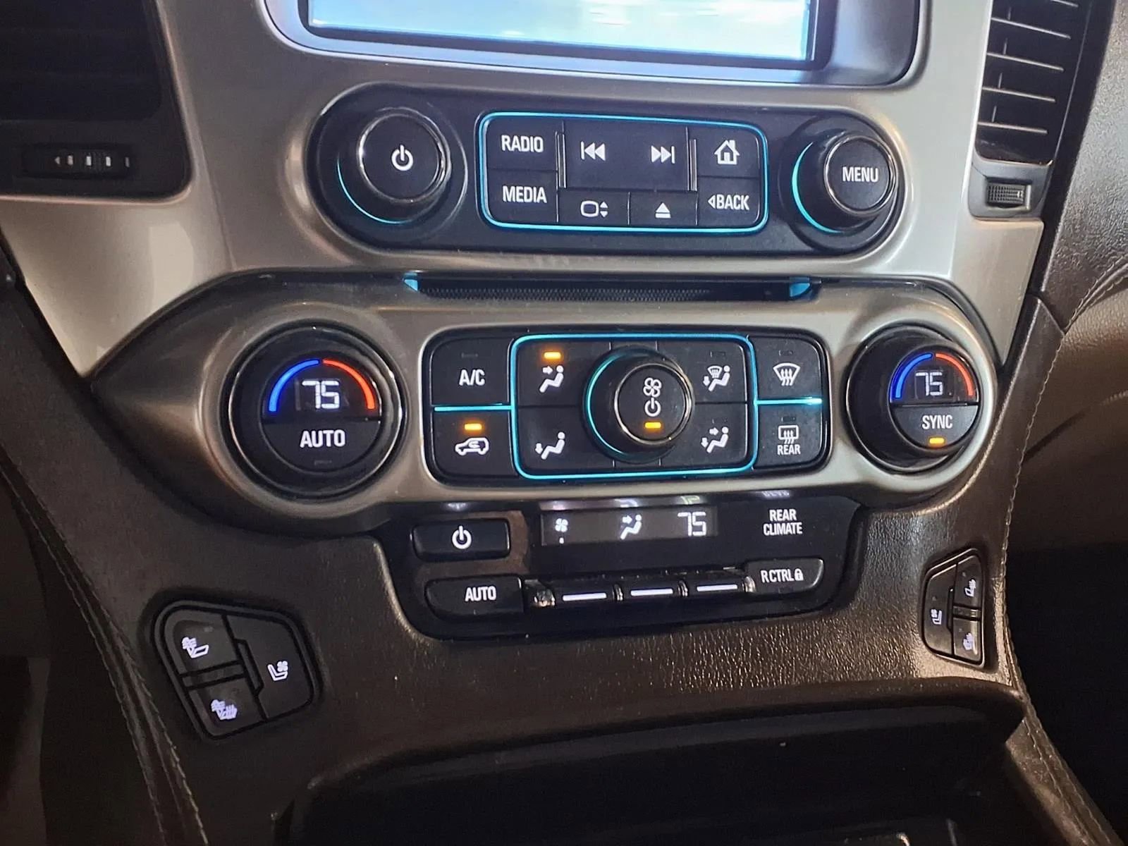 Used 2017 Chevrolet Suburban Premier w/ Max Trailering Package AWD/4WD image 25