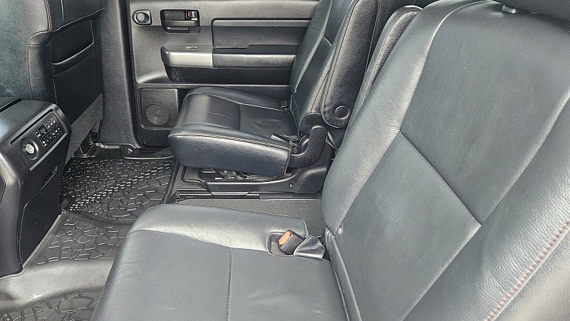 Used 2020 Toyota Sequoia TRD Pro AWD/4WD image 8