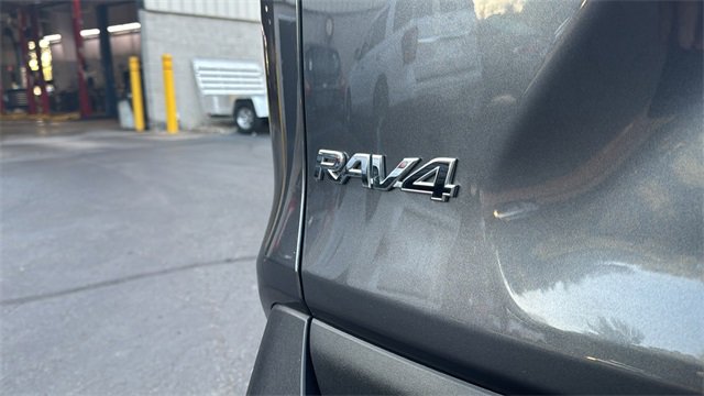 Used 2024 Toyota RAV4 LE image 32