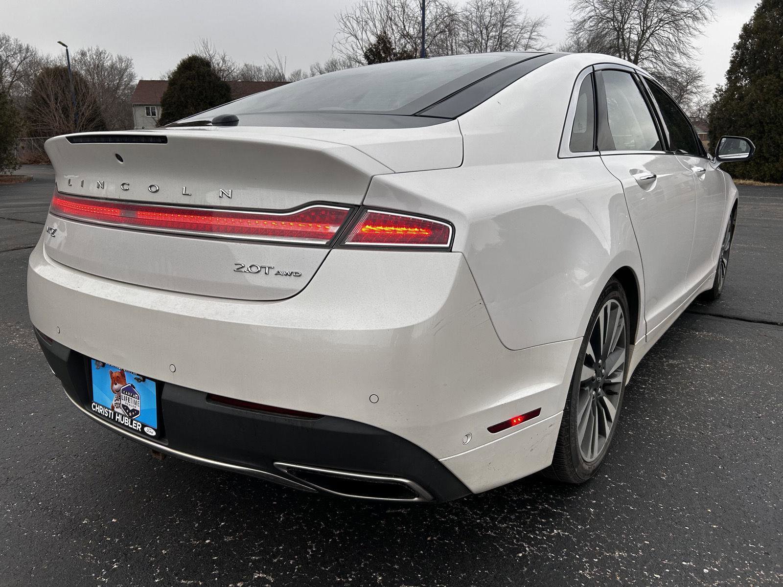 Used 2019 Lincoln MKZ Reserve w/ Luxury Package image 4